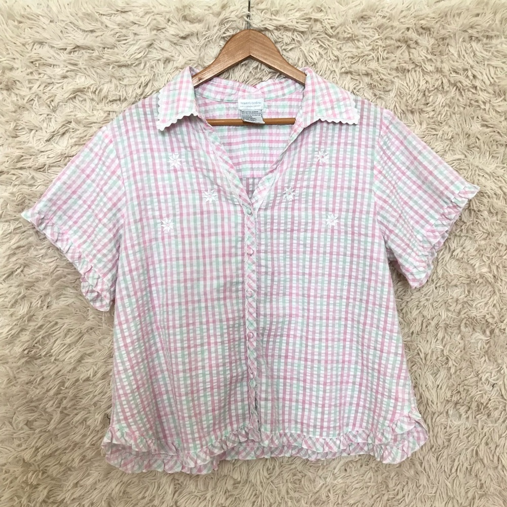 Pastel colors women’s shirt with flowers 🌸